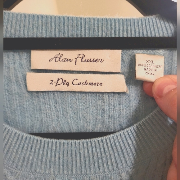 Vintage Baby Blue 100% Cashmere Sweater by Alan Flusser - Picture 3 of 7